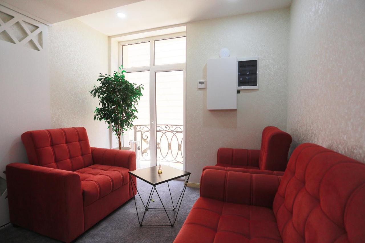 Hotel Reikartz Amirun Tachkent Extérieur photo