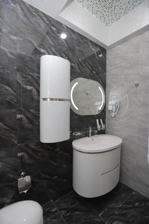 Hotel Reikartz Amirun Tachkent Extérieur photo