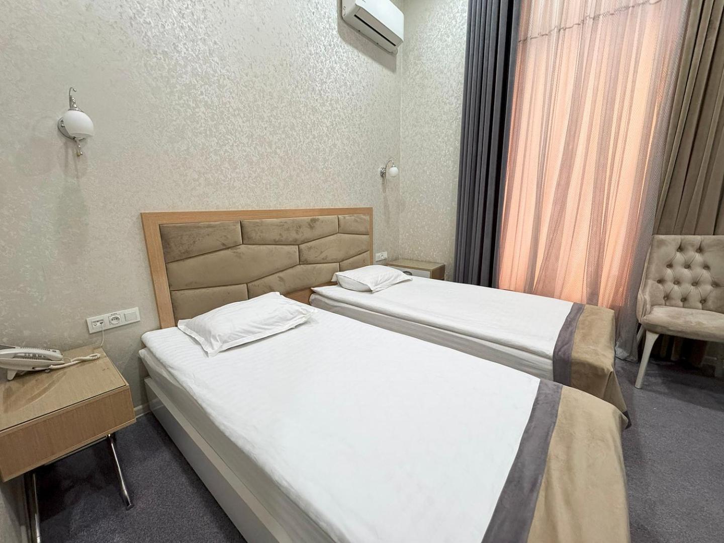 Hotel Reikartz Amirun Tachkent Extérieur photo